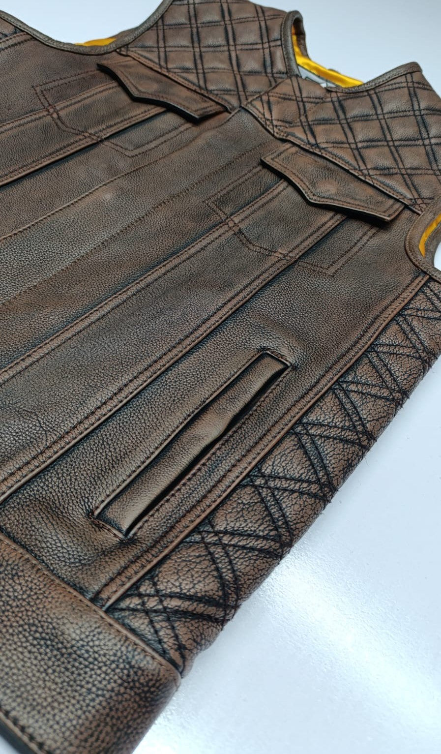 DS24 Brown Club Style Vest - Mens